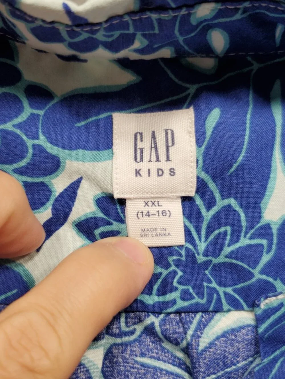 GAP kids button